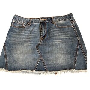 Kensie Jeans Denim Mini Skirt Size 8/29 Blue Frayed Hem A-Line Distressed EUC